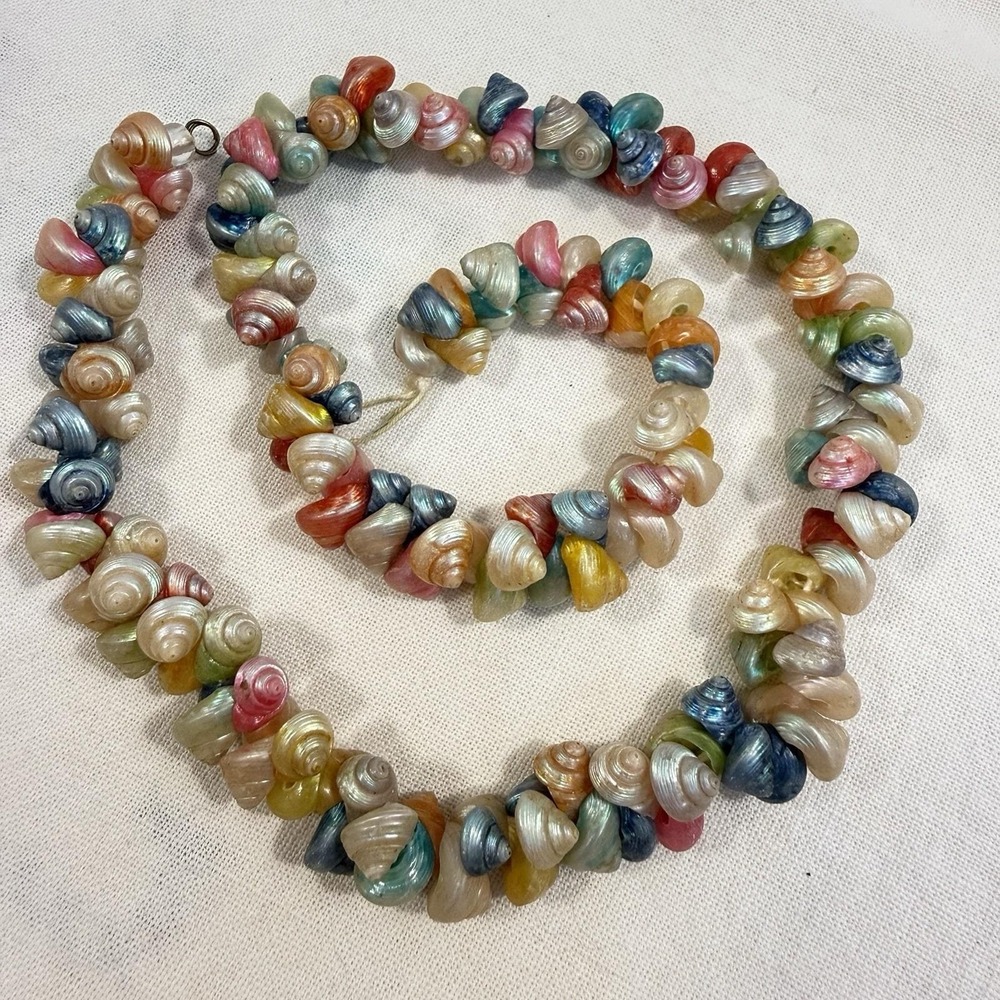 Vintage Rainbow Dyed Tasmanian Trochus Shell Iridescent Necklace AS IS 17"